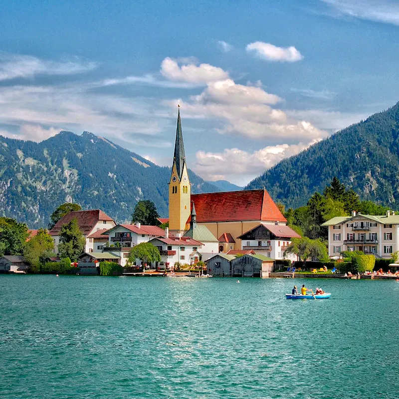 Tegernsee-Bavaria-Upper Bavaria-nanny-wanted-travel-with-apartment