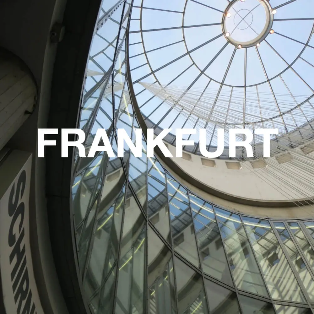 Professionelle Nanny-Vermittlung in Frankfurt am Main, Hessen: Internationale Nanny-Agentur für qualifizierte Kinderbetreuung, Nanny-Jobs und Haushälterinnen in privaten Haushalten. Weltweite Personalvermittlung für anspruchsvolle Familien.